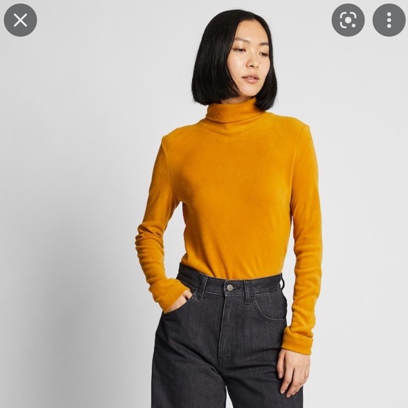 Uniqlo heattech fleece turtleneck sweater - Picture 3 of 3